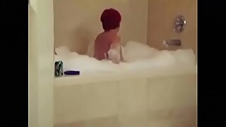 4473537 Wife fucking stranger in bathtub as hubby films
